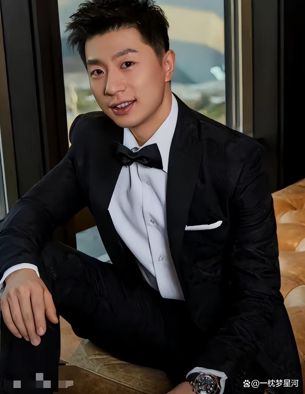马龙流利英语仍进修！被偶遇学私教课，孙颖莎晒学士照，樊振东闭关一月